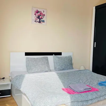 2 In Luxury Complex Sunny Апартаменты